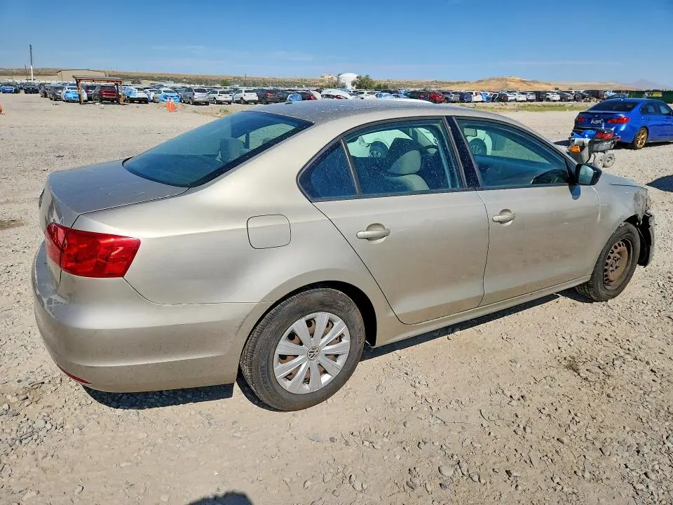 2014 VOLKSWAGEN JETTA BASE  