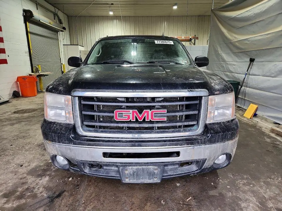 2013 GMC SIERRA K1500 SLE  
