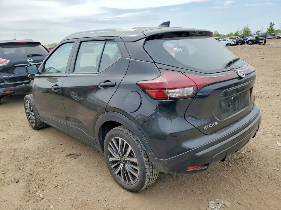 2021 NISSAN KICKS SV  
