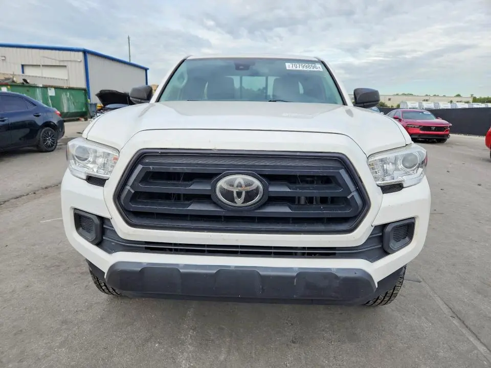2022 TOYOTA TACOMA SR  