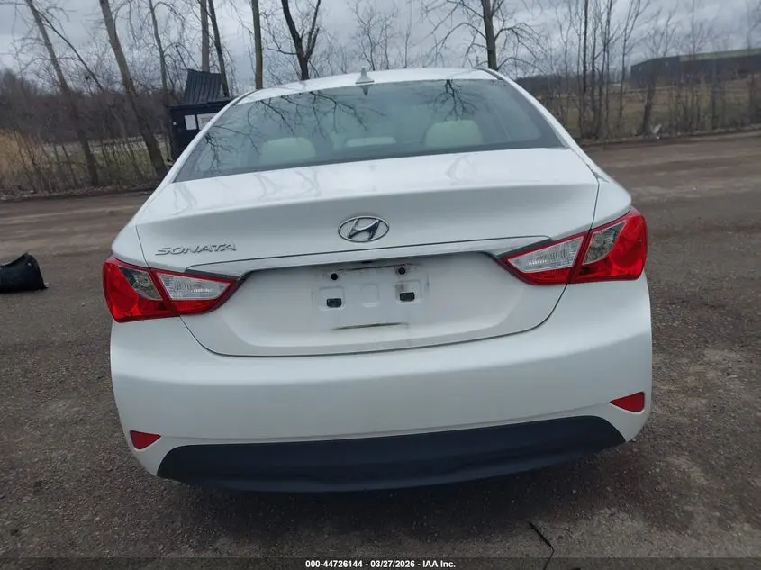 2014 HYUNDAI SONATA GLS