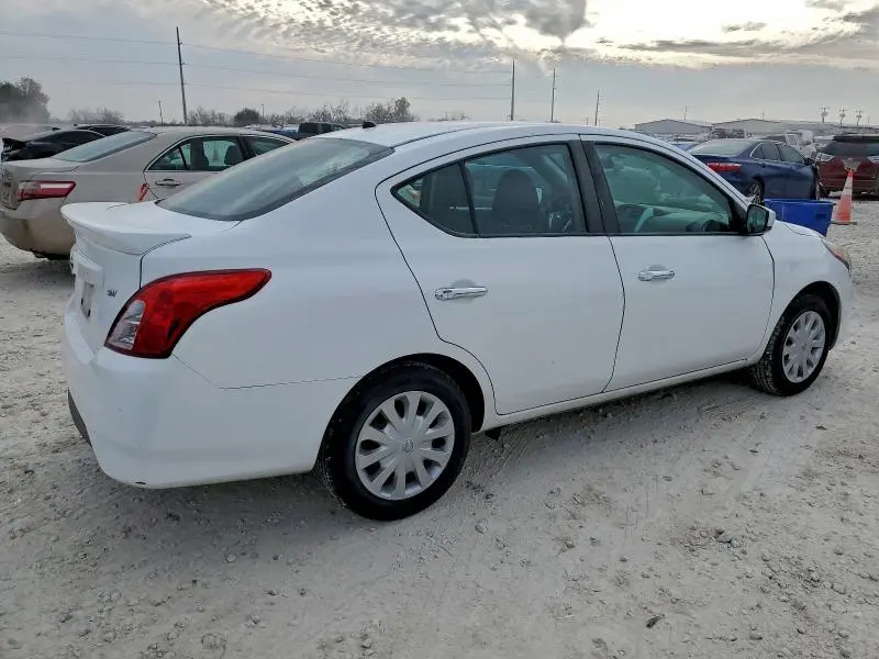 2019 NISSAN VERSA S  