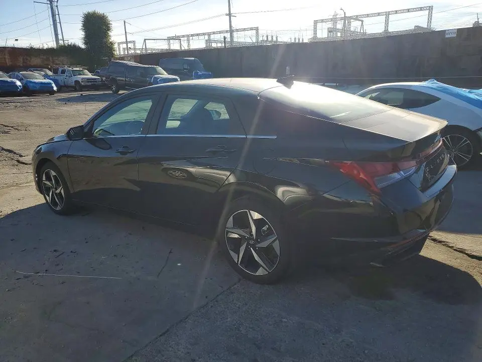 2023 HYUNDAI ELANTRA LIMITED  