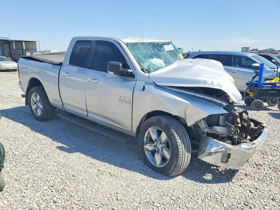2014 RAM 1500 SLT  