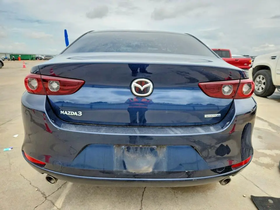 2022 MAZDA 3   