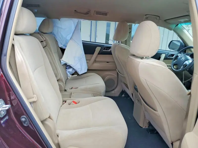 2011 TOYOTA HIGHLANDER BASE  