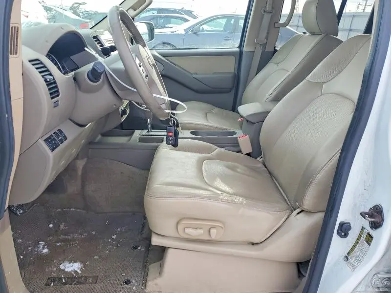 2013 NISSAN FRONTIER S  