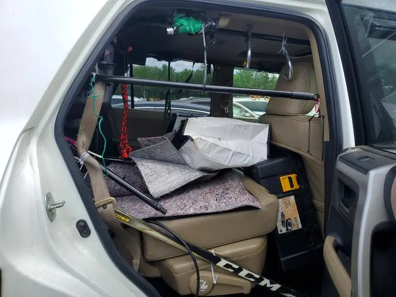 2013 TOYOTA 4RUNNER SR5  