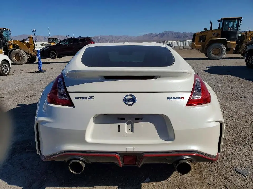 2017 NISSAN 370Z NISMO TECH  