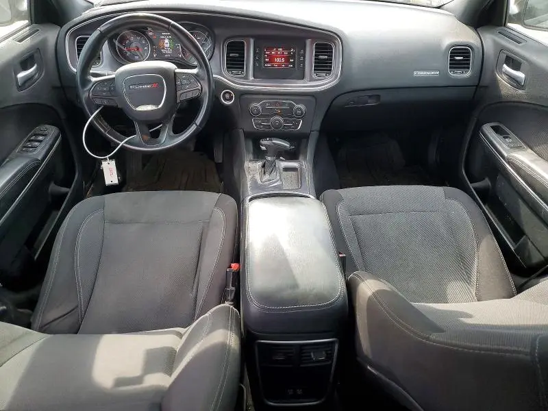 2015 DODGE CHARGER SE  