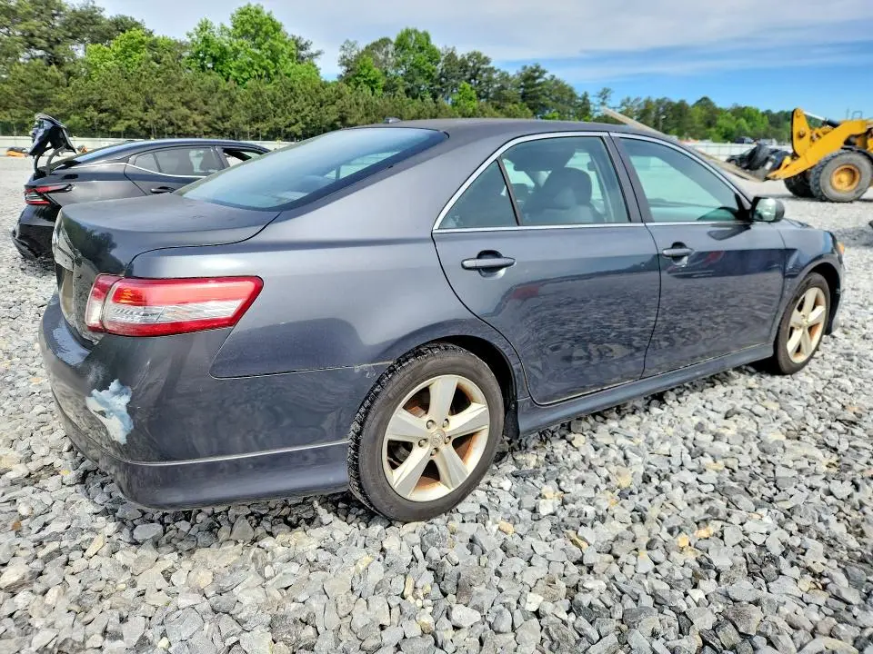 2010 TOYOTA CAMRY SE  