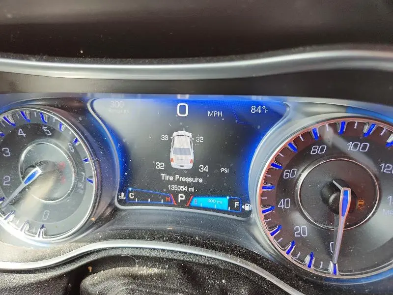 2015 CHRYSLER 300 LIMITED  