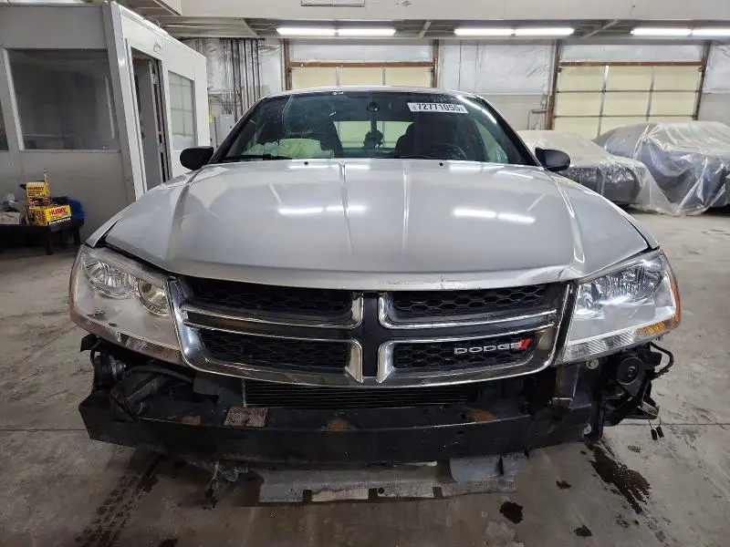 2012 DODGE AVENGER SE  