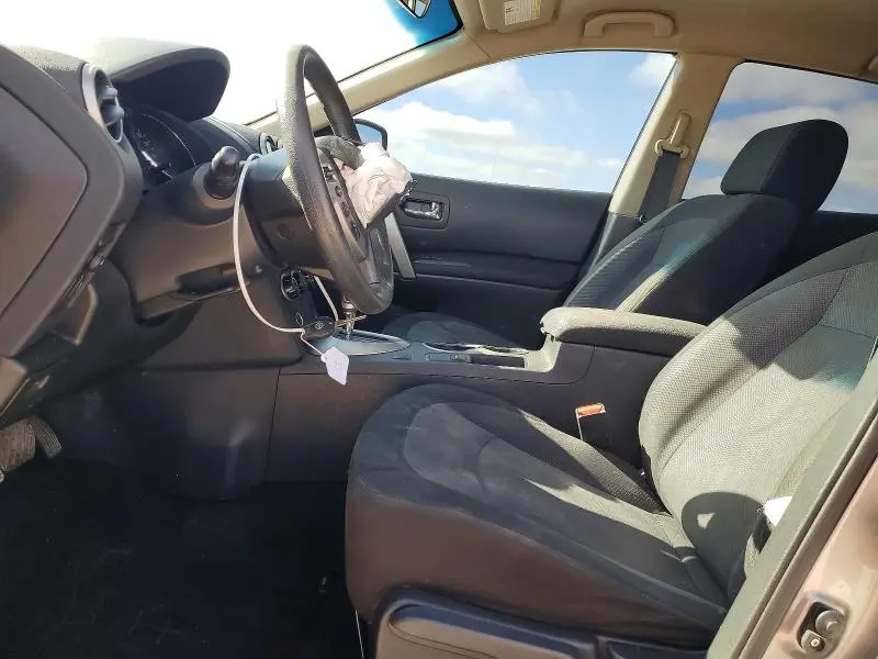 2012 NISSAN ROGUE S  