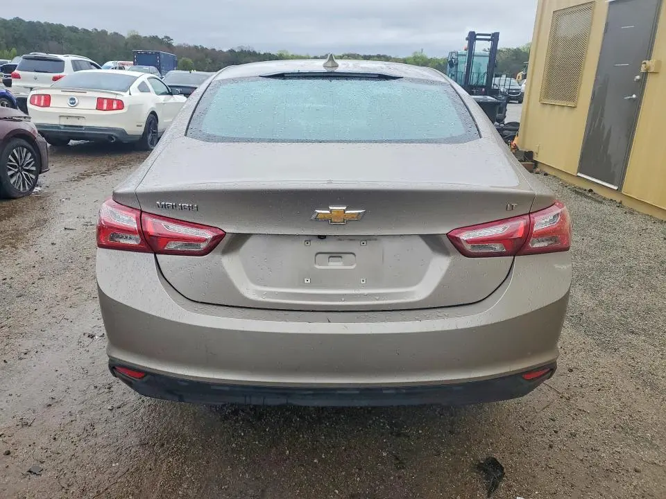 2022 CHEVROLET MALIBU LT  