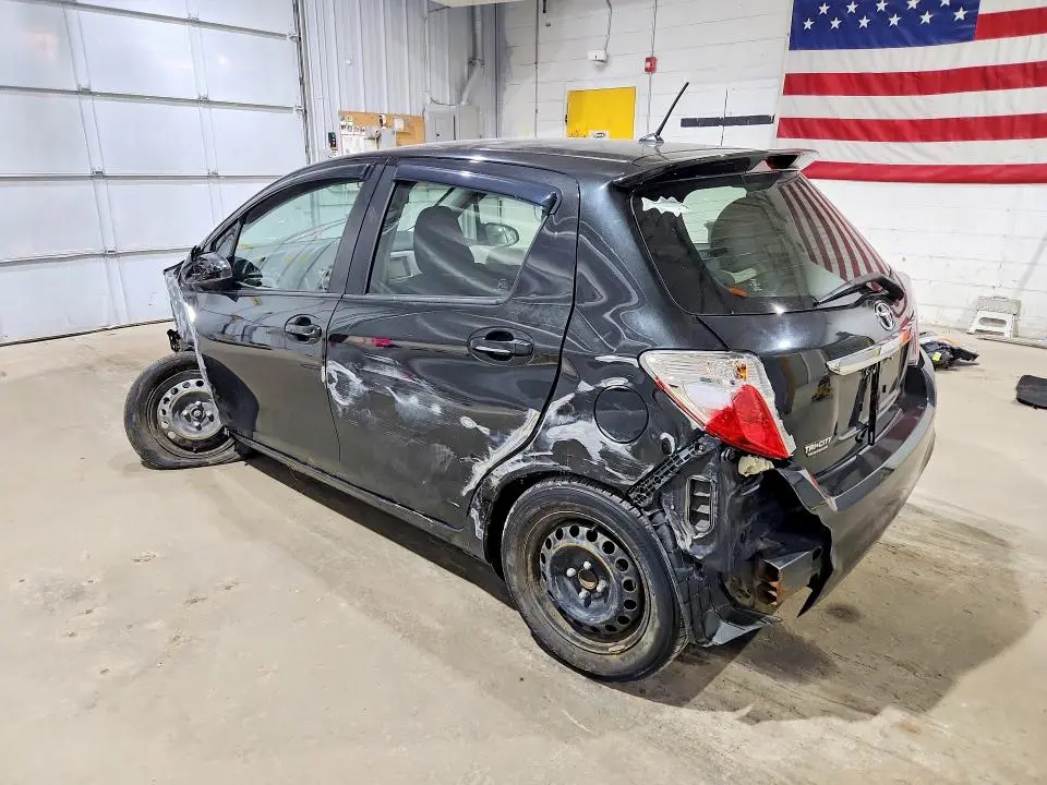 2012 TOYOTA YARIS 5-DOOR LE  