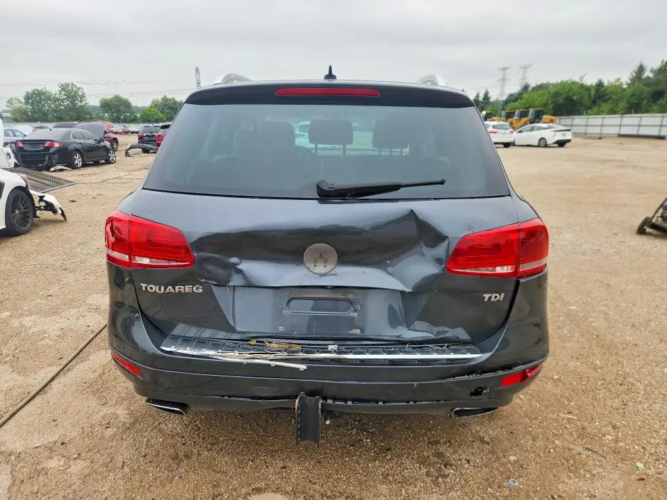 2013 VOLKSWAGEN TOUAREG V6 TDI  