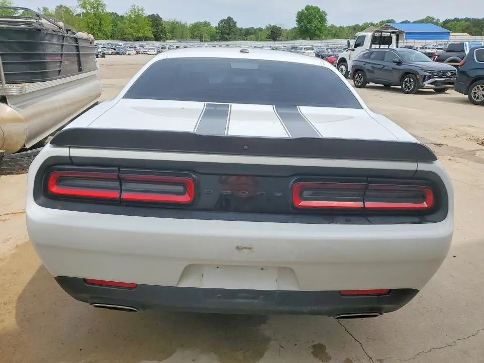 2021 DODGE CHALLENGER SXT  