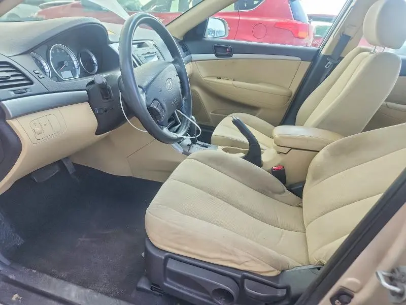 2010 HYUNDAI SONATA GLS  