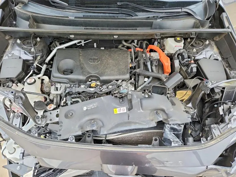 2022 TOYOTA RAV4 SE  