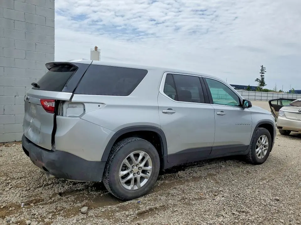2018 CHEVROLET TRAVERSE LS  