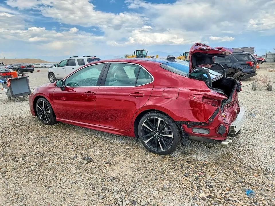 2018 TOYOTA CAMRY XSE V6  