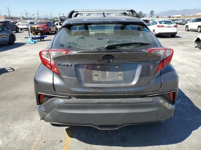 2021 TOYOTA C-HR XLE