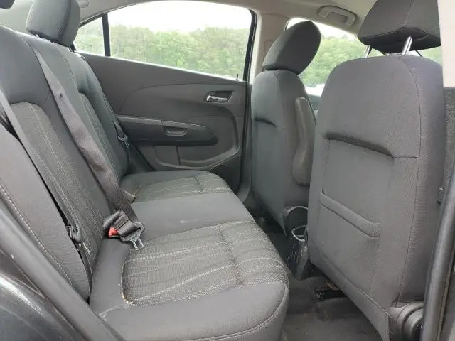 2016 CHEVROLET SONIC LT  