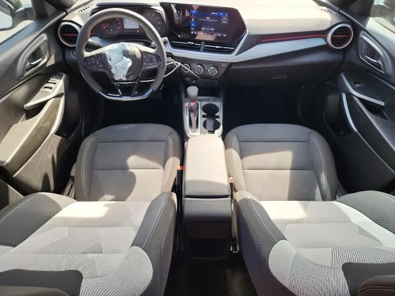 2025 CHEVROLET TRAX 1RS  