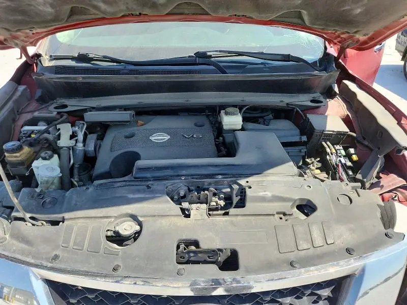 2015 NISSAN PATHFINDER SV  