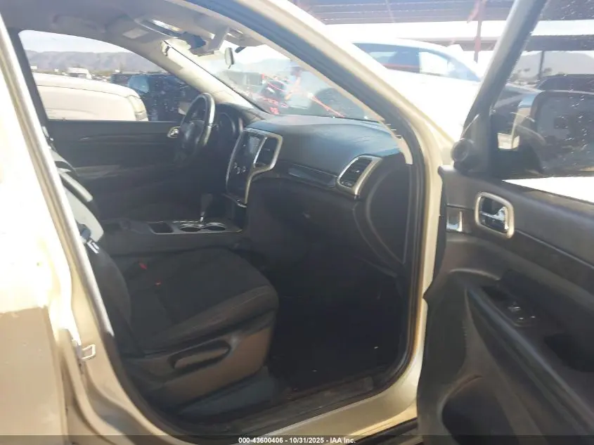 2011 JEEP GRAND CHEROKEE LAREDO