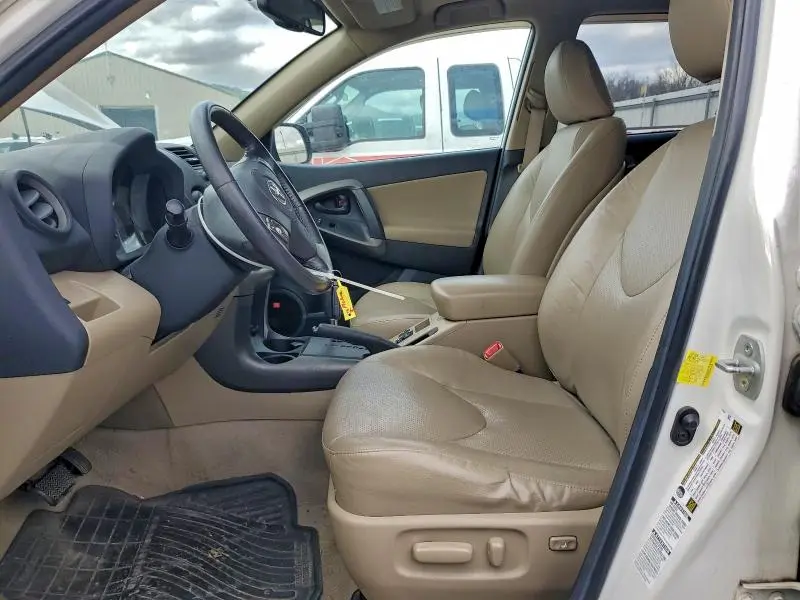 2011 TOYOTA RAV4 LIMITED  