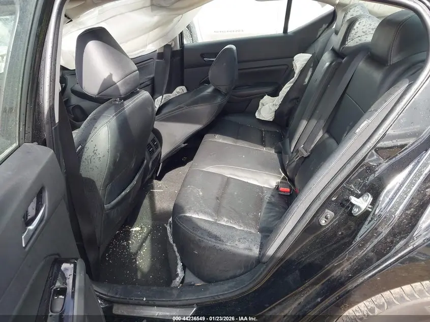 2022 NISSAN ALTIMA SL FWD