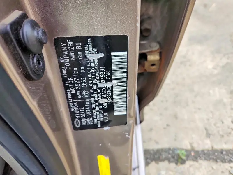 2013 HYUNDAI ACCENT GLS  