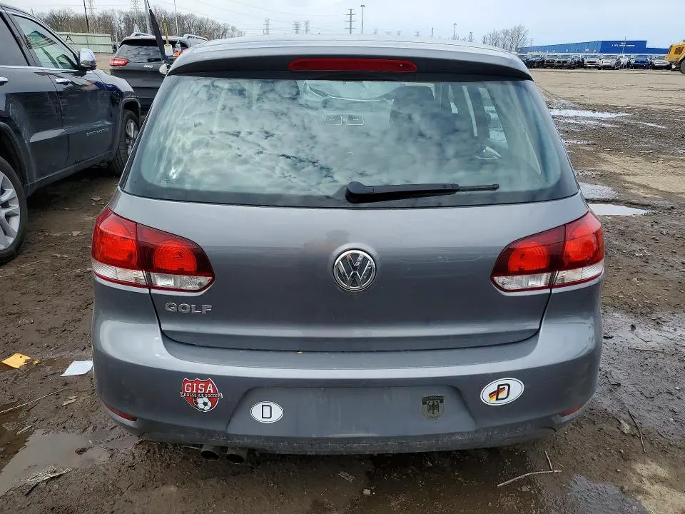 2013 VOLKSWAGEN GOLF   