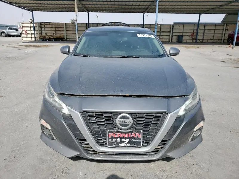 2019 NISSAN ALTIMA SL  