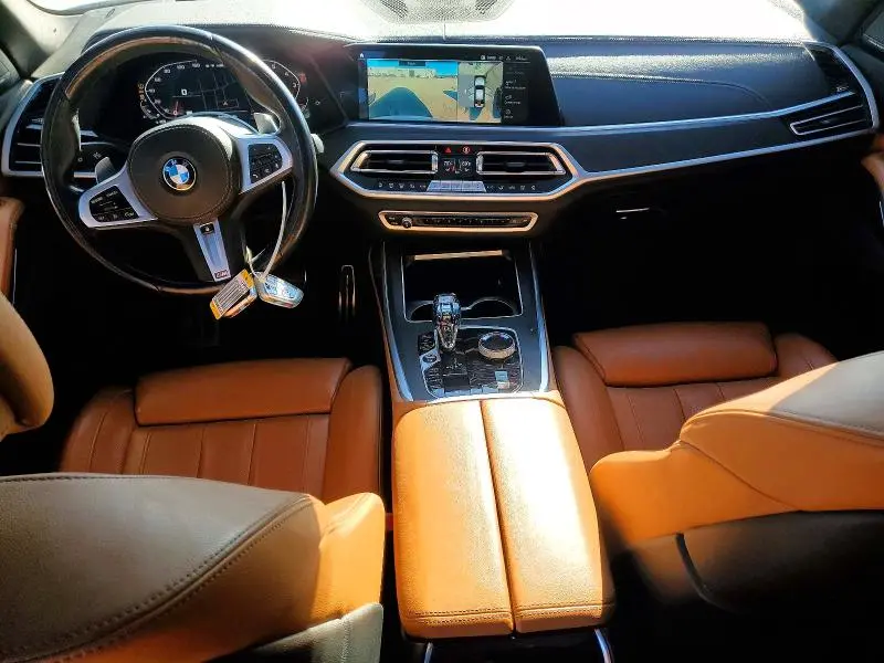 2022 BMW X7 M50I  