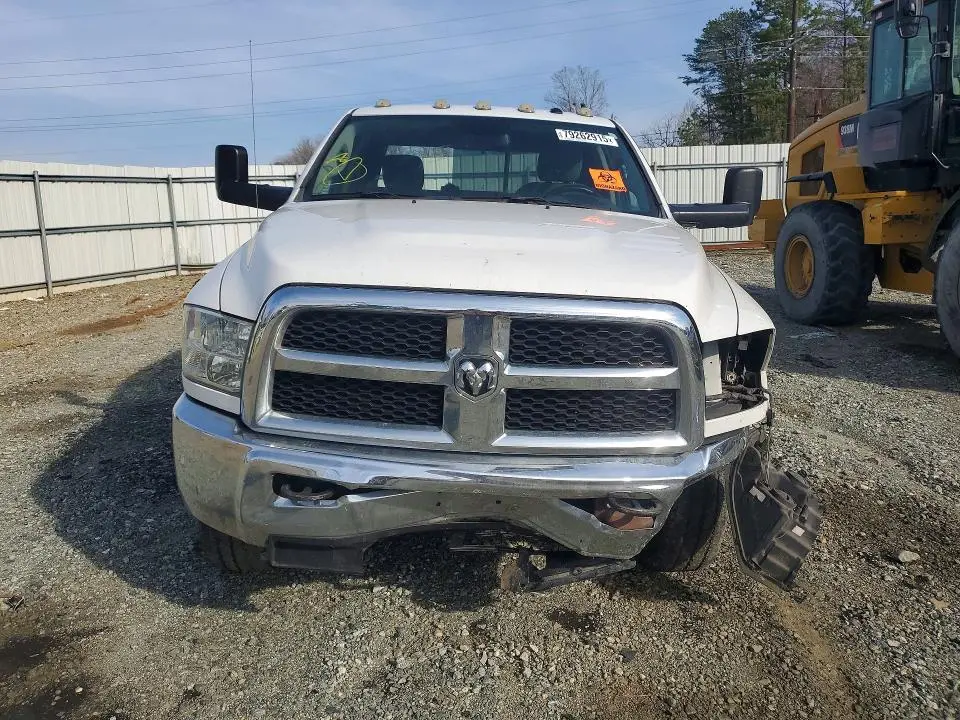 2016 RAM 2500 SLT  