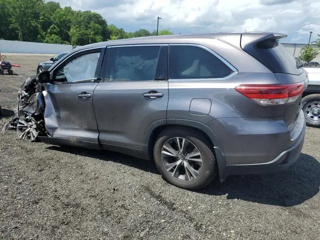 2019 TOYOTA HIGHLANDER LE  