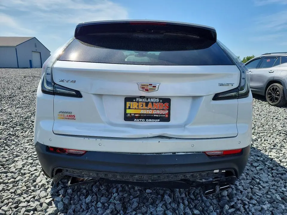 2019 CADILLAC XT4 SPORT  