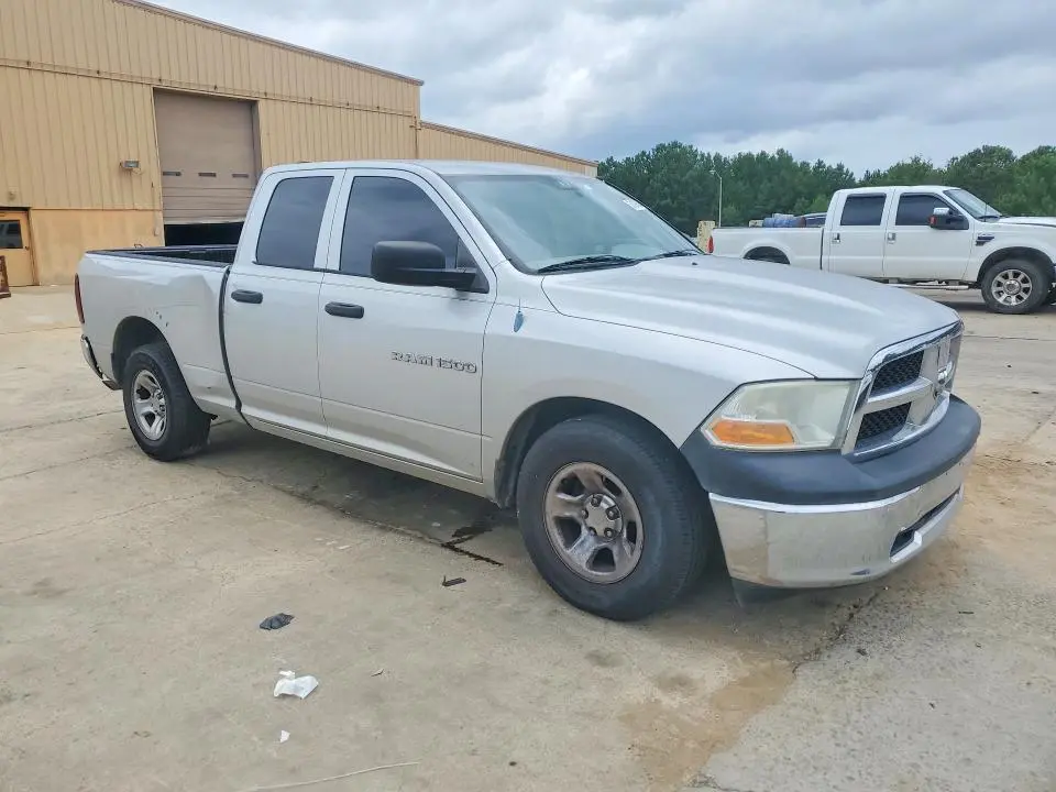 2012 DODGE RAM 1500 ST  