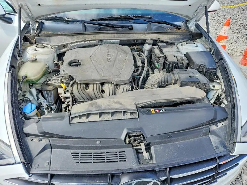 2020 HYUNDAI SONATA SE  