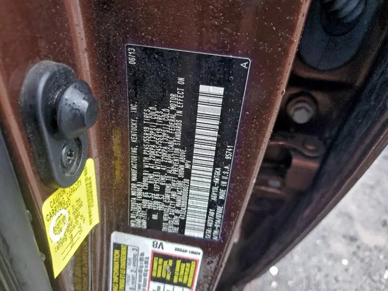 2013 TOYOTA VENZA LE  