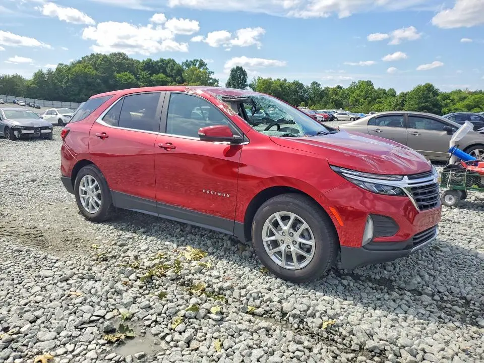 2024 CHEVROLET EQUINOX LT  