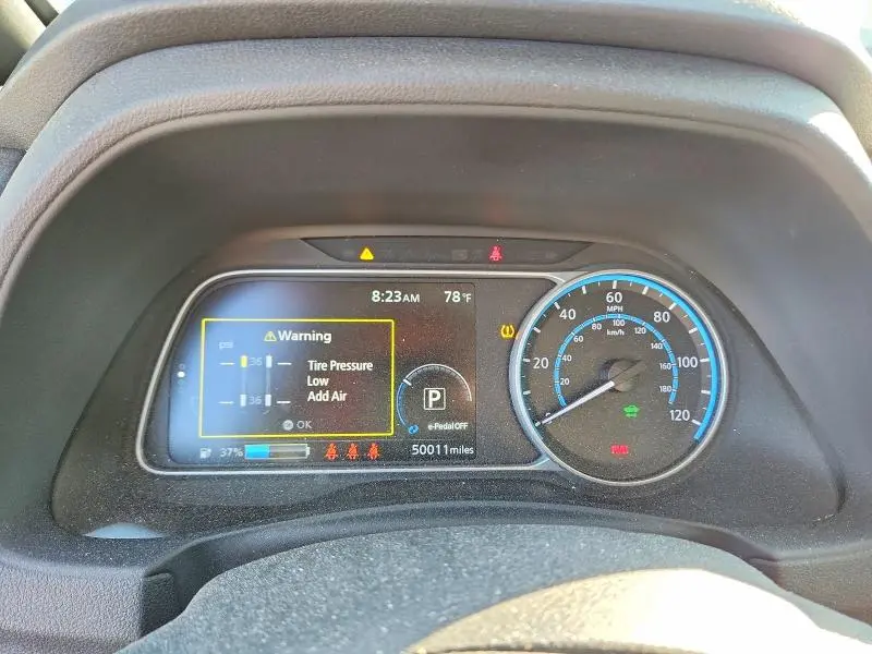 2022 NISSAN LEAF SV PLUS  