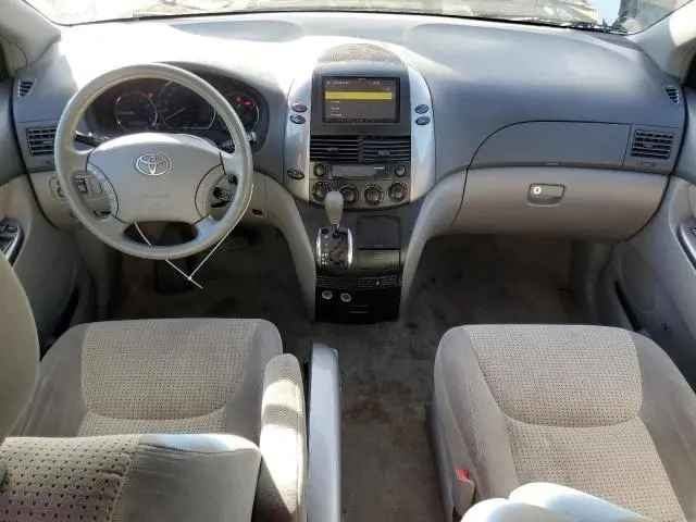 2010 TOYOTA SIENNA CE  