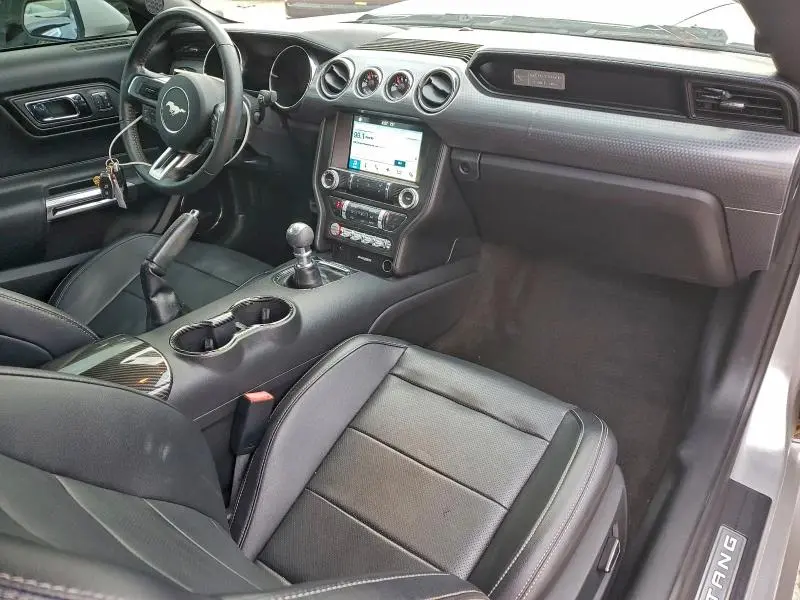 2017 FORD MUSTANG GT  