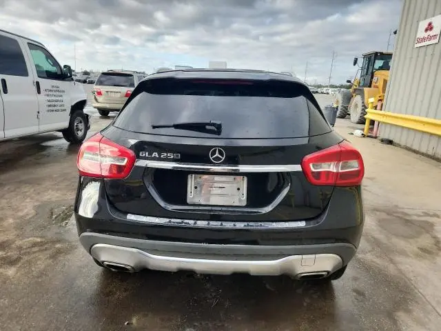 2018 MERCEDES-BENZ GLA 250  