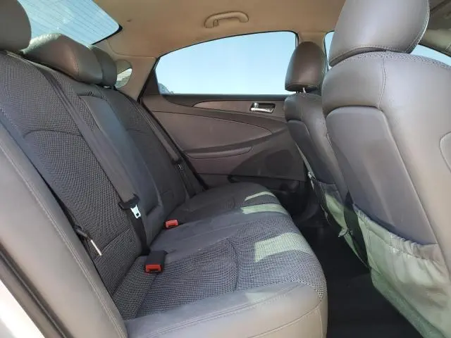 2012 HYUNDAI SONATA SE  