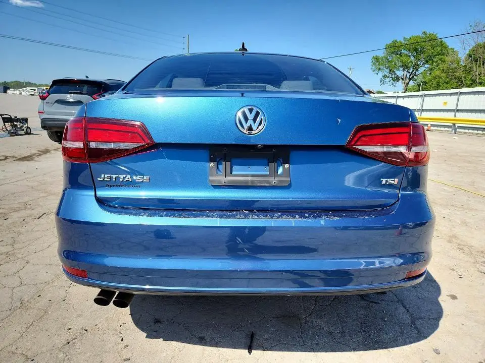 2017 VOLKSWAGEN JETTA SE  